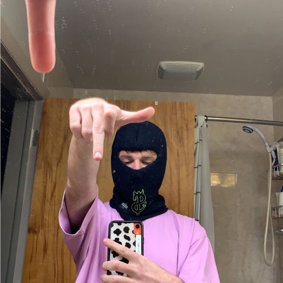 Meet your Posher, Quentin - Picture 1 of 1